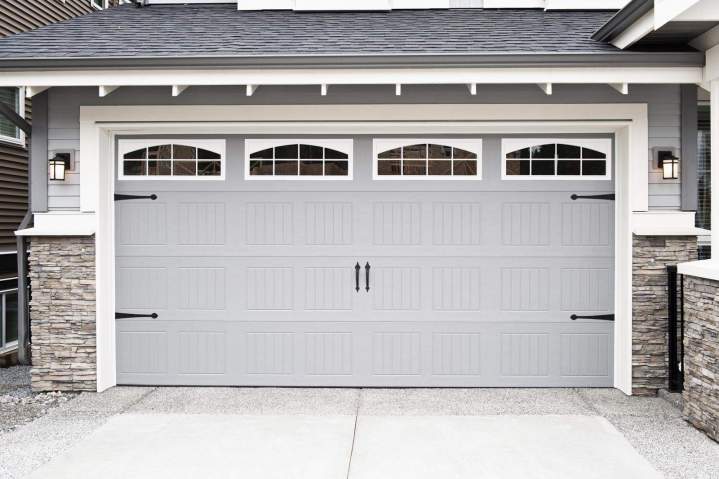 Garage door installation near Gatineau