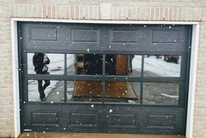 Custom garage door design Gatineau