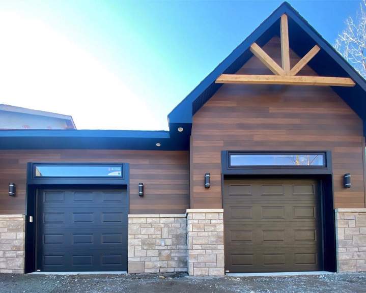Sectional garage door installation Gatineau